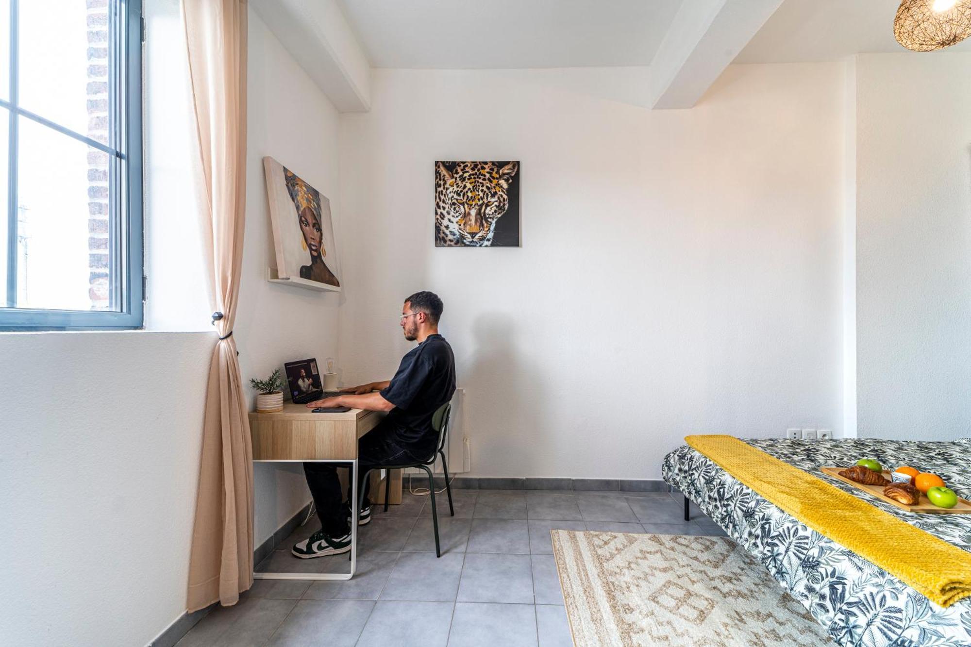Stay Cosy Lille I Tourcoing - Appartement - Hypercentre - Parking Securise - Wifi - Netflix - Cuisine Exterior photo